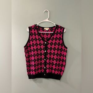 NWOT … SIGNATURE STUDIO “Size: L” Sweater Vest